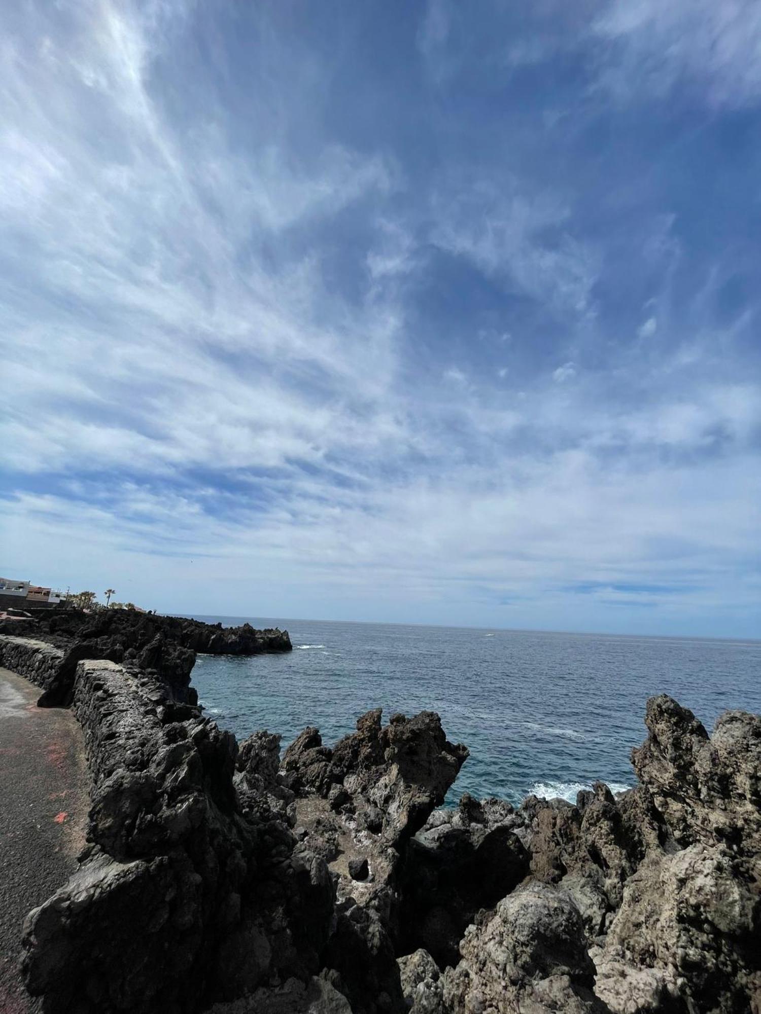 Seaside Paradise - 2 Bedroom Apartment With Ocean Views & Air Conditioning In Playa San Juan Eksteriør billede