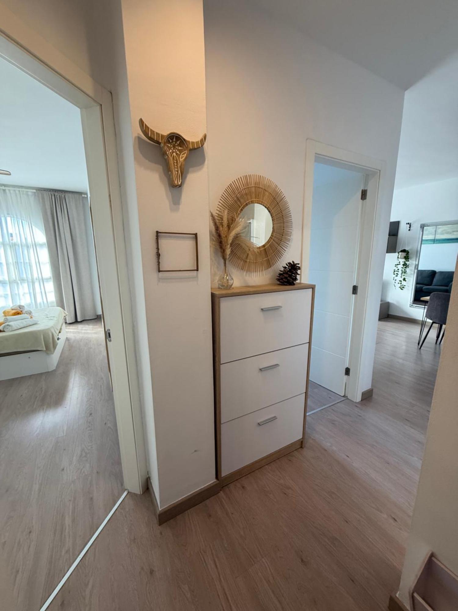 Seaside Paradise - 2 Bedroom Apartment With Ocean Views & Air Conditioning In Playa San Juan Eksteriør billede